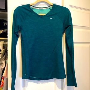 Nike long sleeve running top